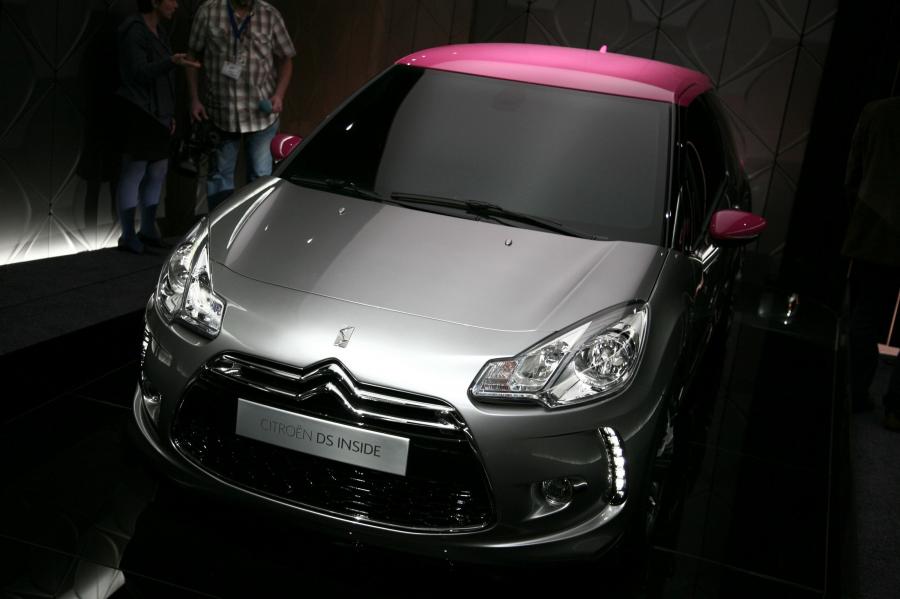  Citroen DS3 Inside Concept 2009 года  (фото 42 из 122)